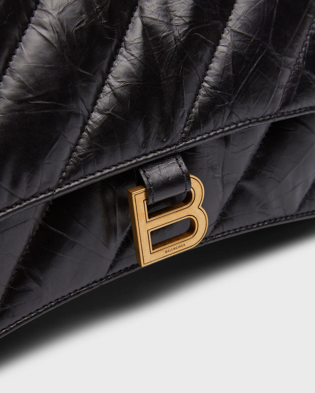 BALENCIAGA Crush Medium Chain Bag Quilted 12,2 x 7,8 x 2,7 in