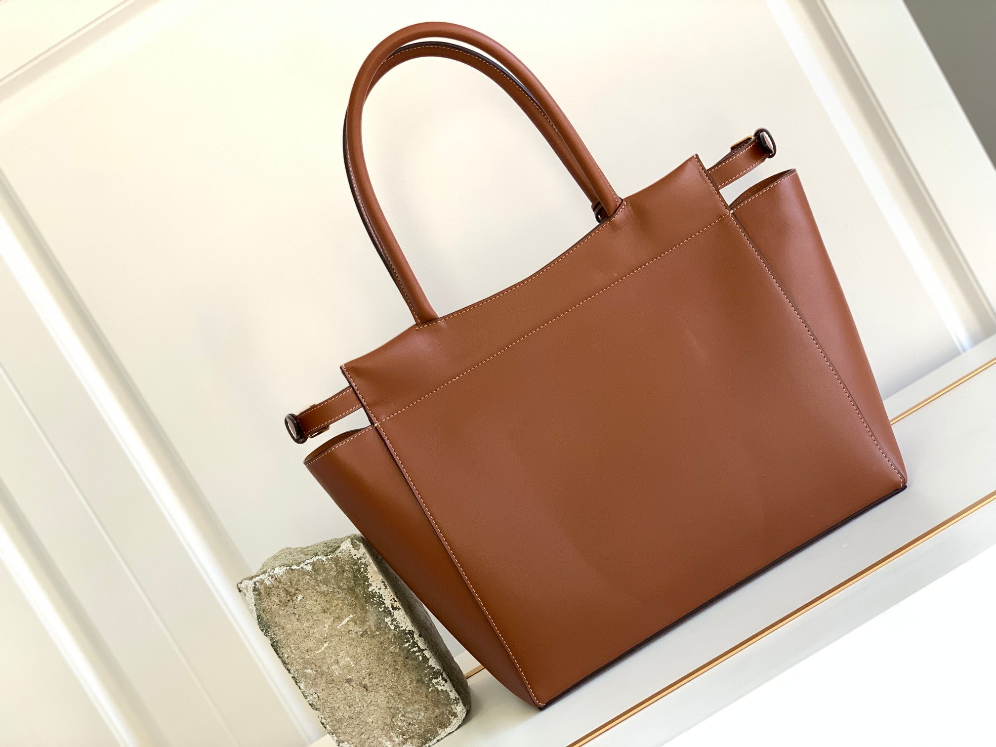 Celine Medium Cabas Bourgeoi brown handbag