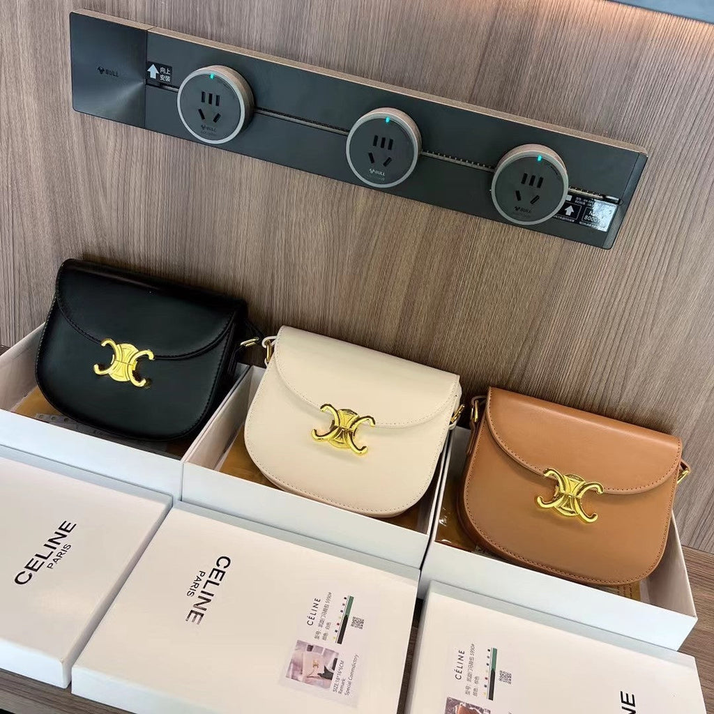 Ce Arc De Triomphe Saddle Bag