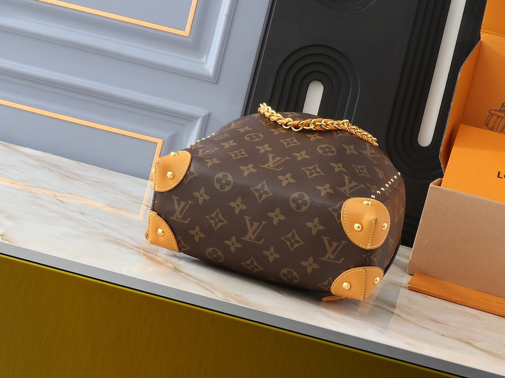 Louis Vuitton 2025 Cruise Noe Trunk bucket bag 22  x 25 x 8 cm