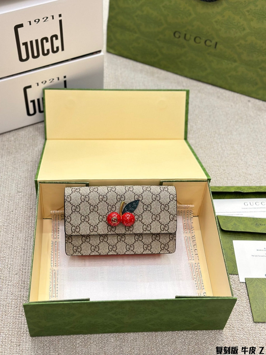 Gucci Cherry Bag Three-Dimensional Rhinestone Shoulder Bag