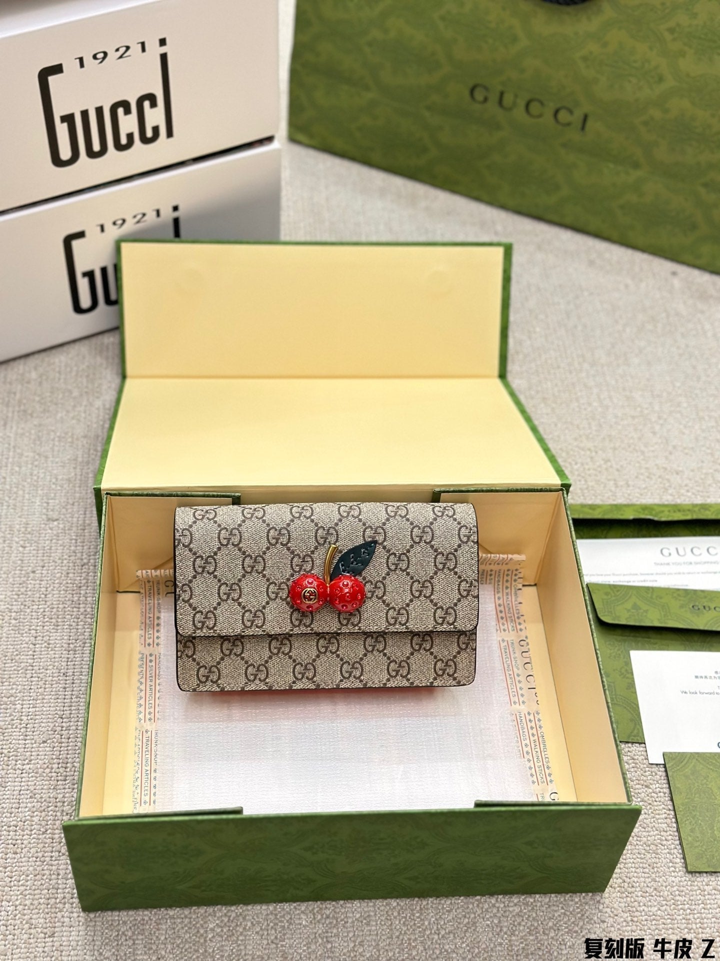 Gucci Cherry Bag Three-Dimensional Rhinestone Shoulder Bag