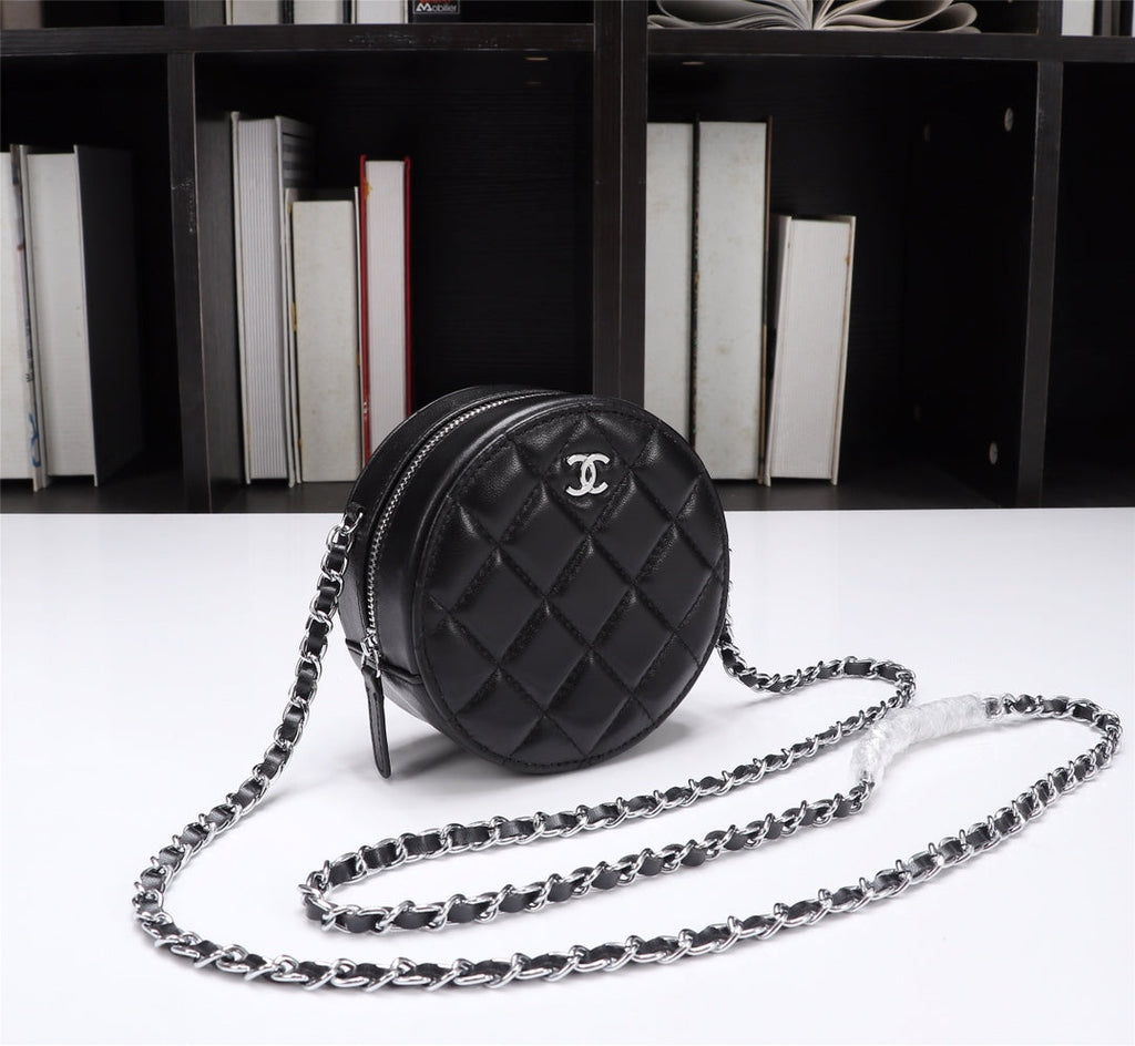 CHANEL Lambskin Quilted Round Clutch With Chain Black