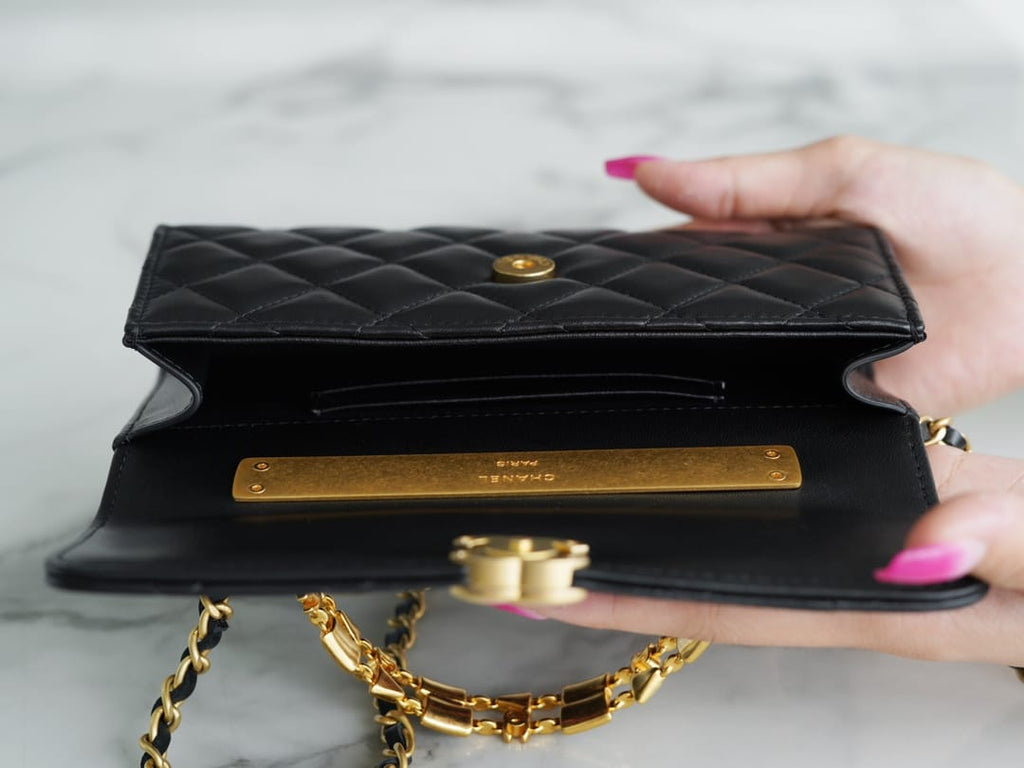 Authentic CHANEL 22B Kelly large black chain bag with enamel buckle AP2946 10×18×4.5cm