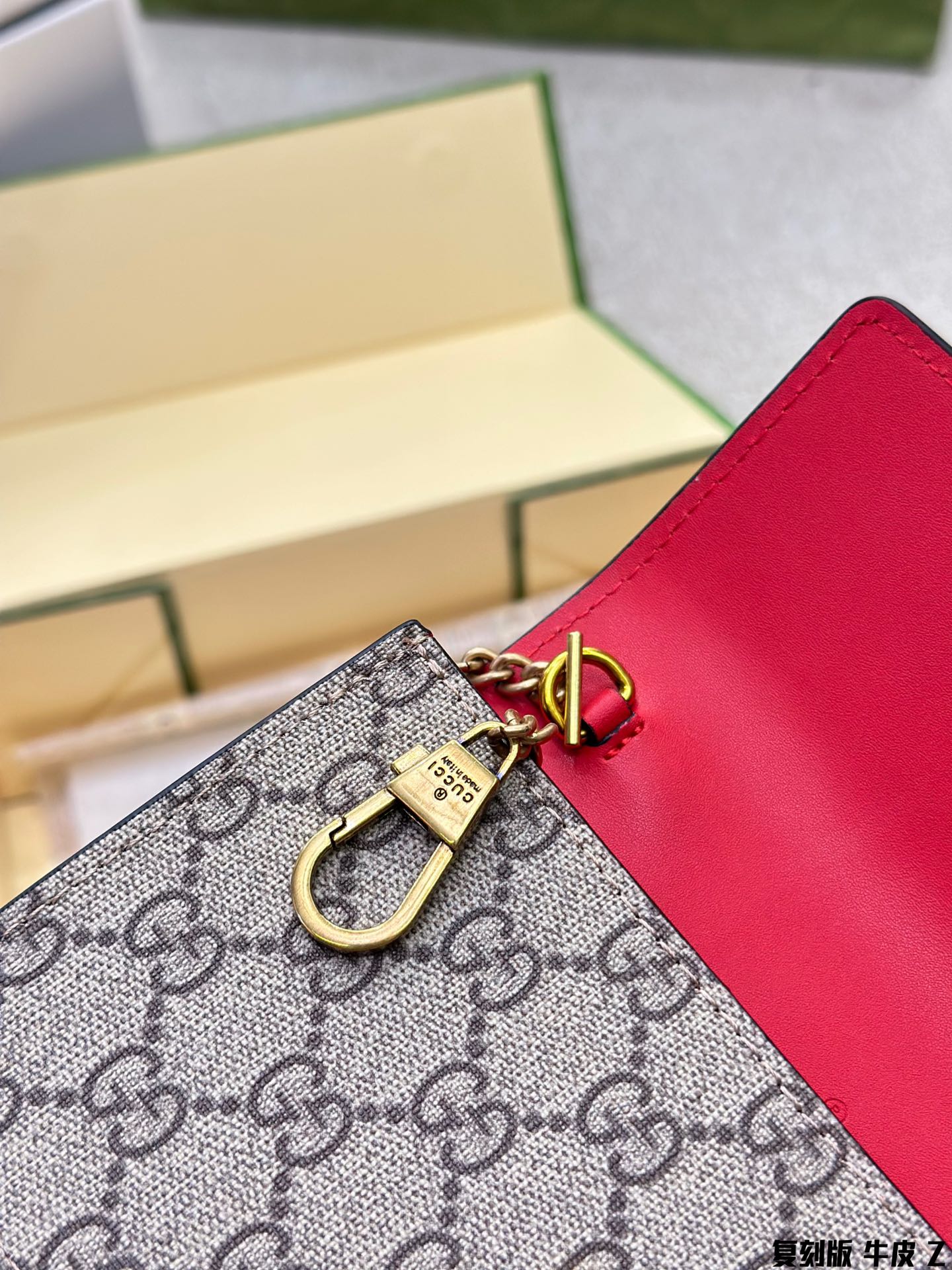 Gucci Cherry Bag Three-Dimensional Rhinestone Shoulder Bag